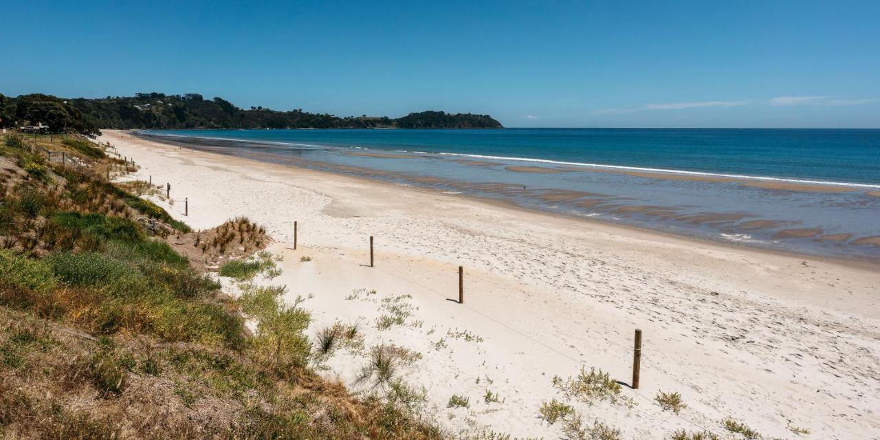 Onetangi Beach Stays Studio 2 - Coast & Country Exterior photo